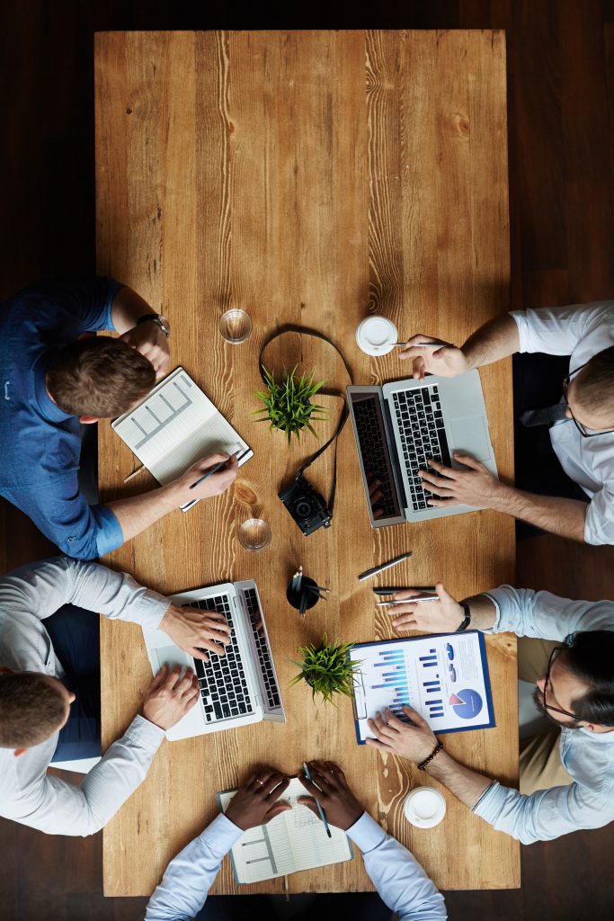 Consultorías para validar ideas de negocio y transformarlas en la creación de un producto digital